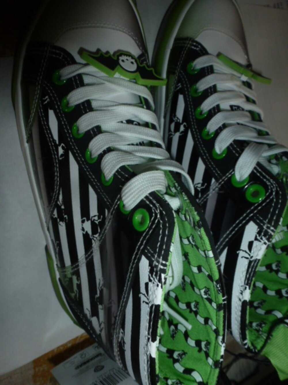 Ground Up Beetlejuice High Top Sneakers Green Black Striped “It’s Showtime” NEW